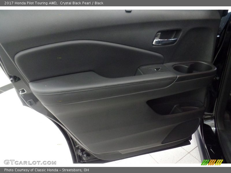 Crystal Black Pearl / Black 2017 Honda Pilot Touring AWD