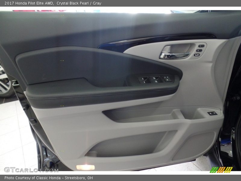 Crystal Black Pearl / Gray 2017 Honda Pilot Elite AWD