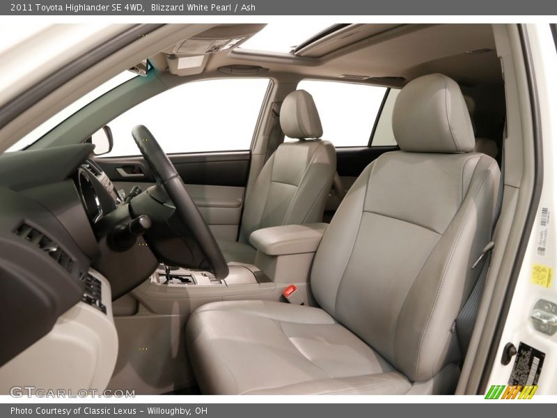 Blizzard White Pearl / Ash 2011 Toyota Highlander SE 4WD