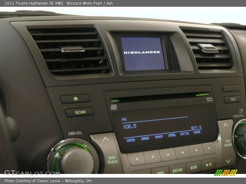 Blizzard White Pearl / Ash 2011 Toyota Highlander SE 4WD