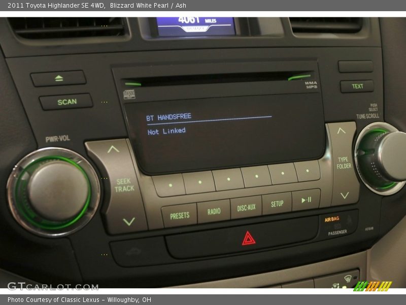 Blizzard White Pearl / Ash 2011 Toyota Highlander SE 4WD