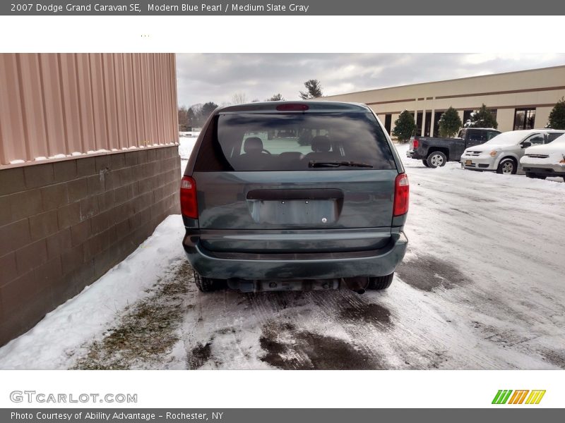 Modern Blue Pearl / Medium Slate Gray 2007 Dodge Grand Caravan SE