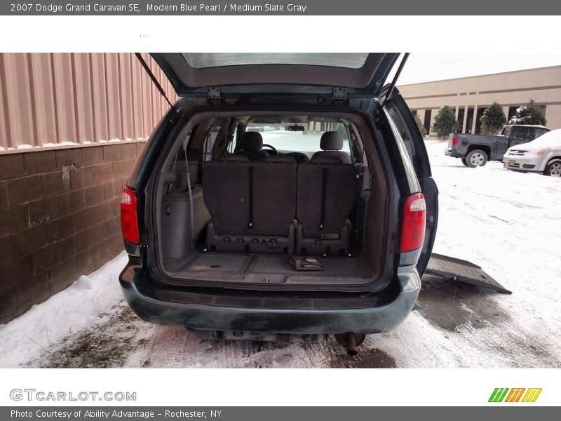 Modern Blue Pearl / Medium Slate Gray 2007 Dodge Grand Caravan SE