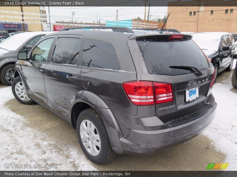 Granite Pearl / Black 2018 Dodge Journey SE