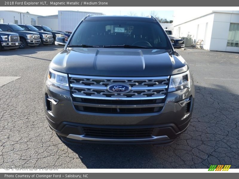 Magnetic Metallic / Medium Stone 2018 Ford Explorer XLT