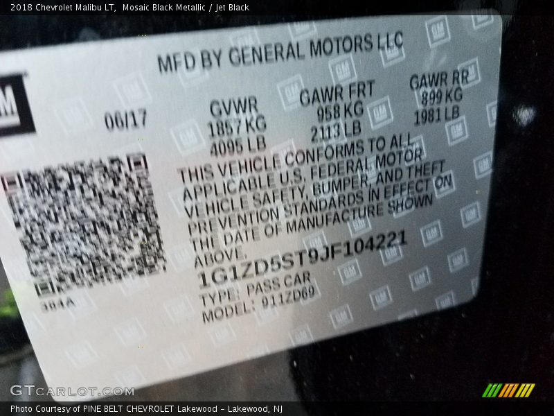 Mosaic Black Metallic / Jet Black 2018 Chevrolet Malibu LT