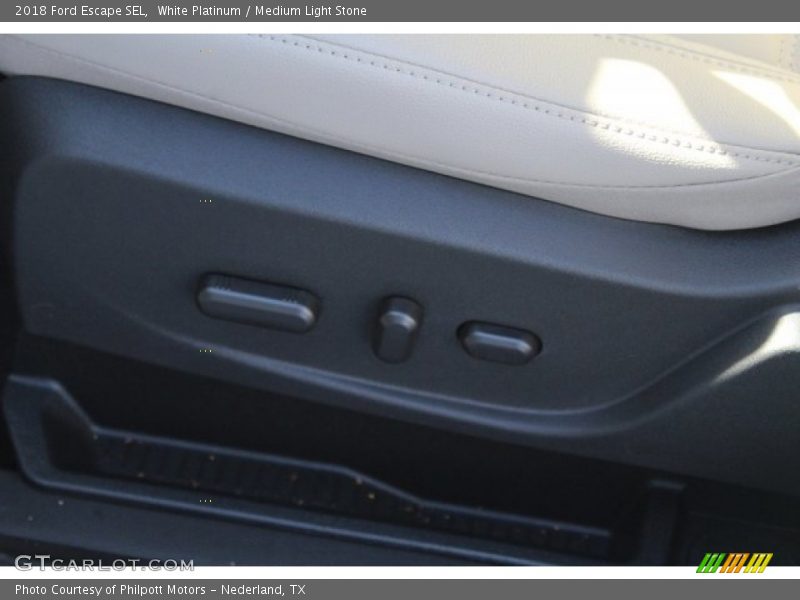 White Platinum / Medium Light Stone 2018 Ford Escape SEL