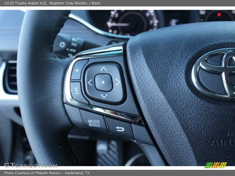 Magnetic Gray Metallic / Black 2018 Toyota Avalon XLE