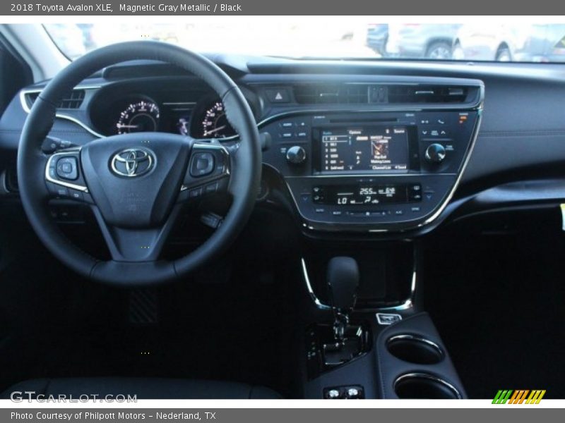 Magnetic Gray Metallic / Black 2018 Toyota Avalon XLE