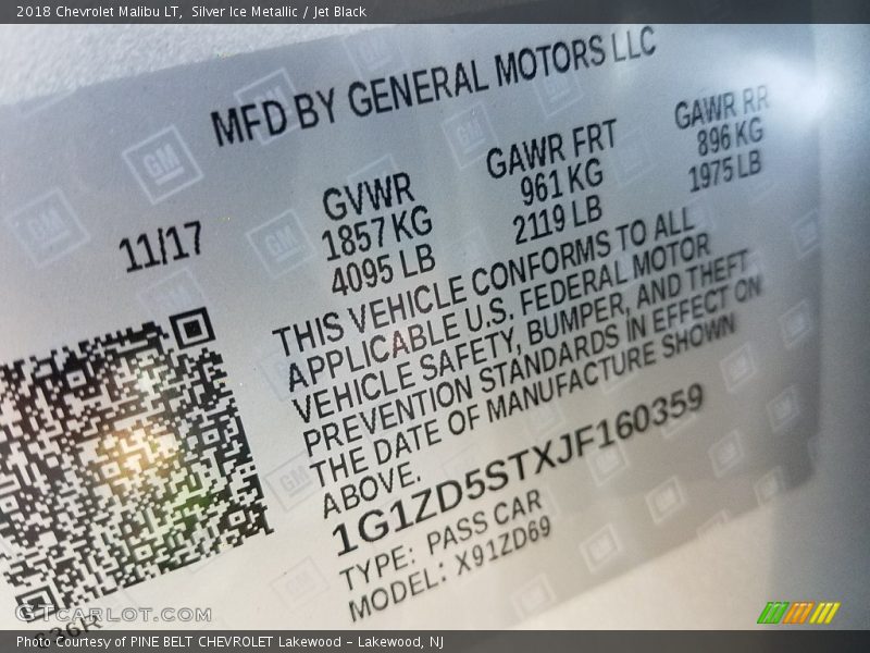 Silver Ice Metallic / Jet Black 2018 Chevrolet Malibu LT