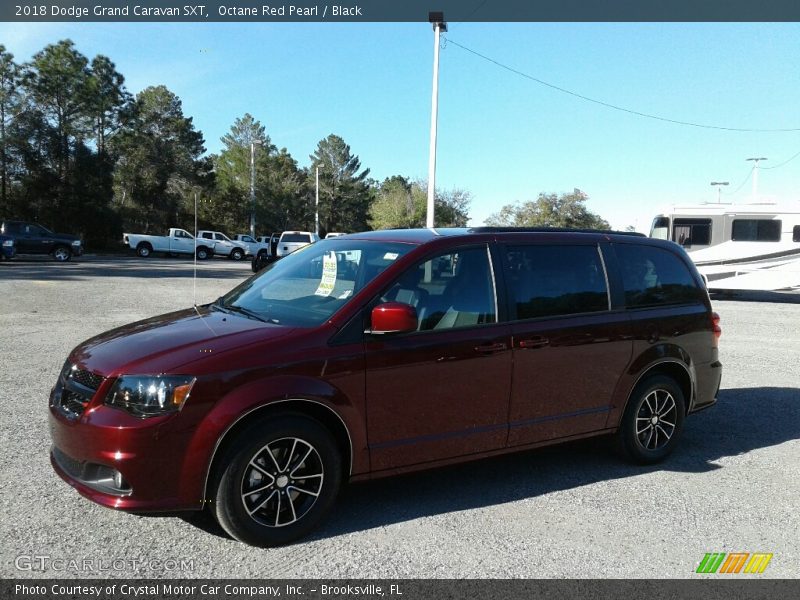 Octane Red Pearl / Black 2018 Dodge Grand Caravan SXT