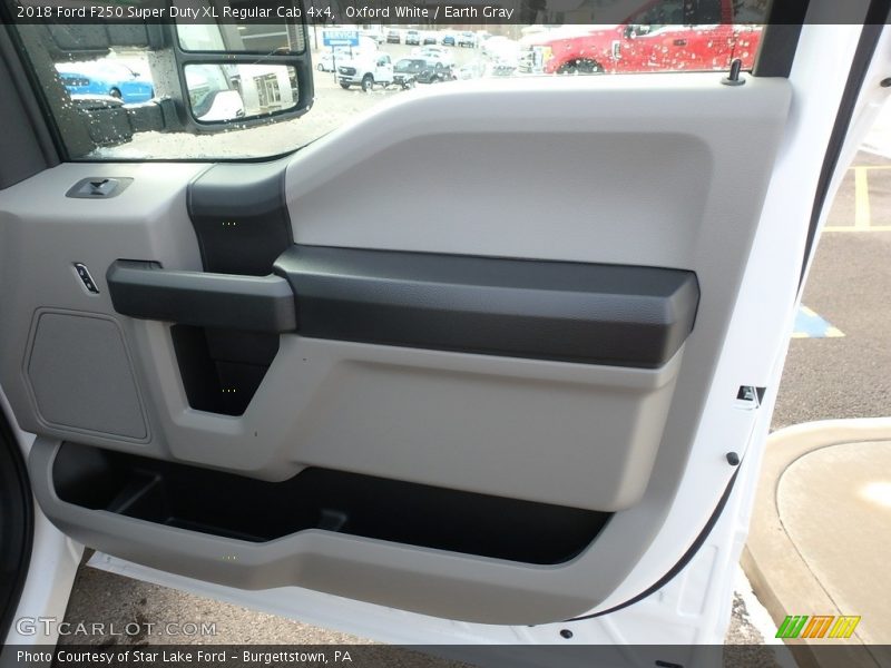 Door Panel of 2018 F250 Super Duty XL Regular Cab 4x4