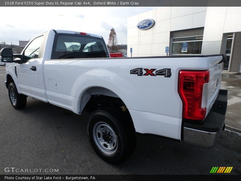 Oxford White / Earth Gray 2018 Ford F250 Super Duty XL Regular Cab 4x4