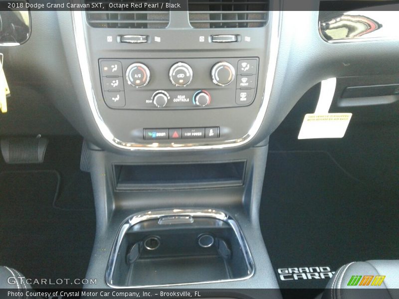 Octane Red Pearl / Black 2018 Dodge Grand Caravan SXT