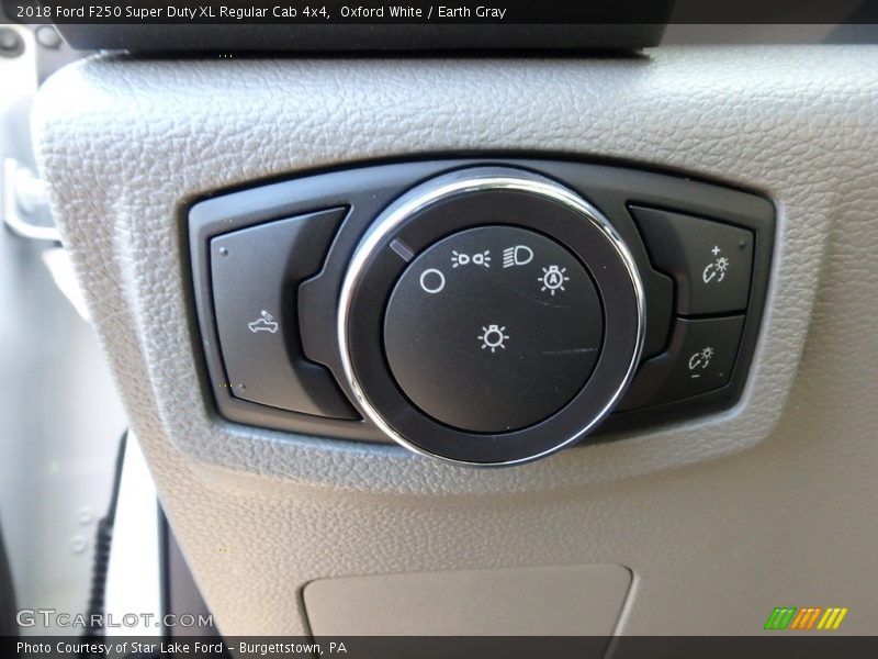 Controls of 2018 F250 Super Duty XL Regular Cab 4x4