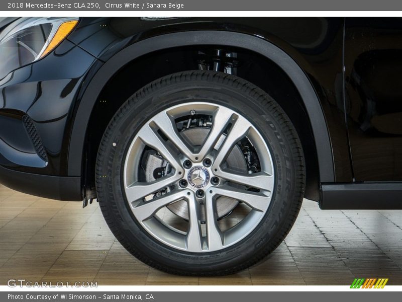 Cirrus White / Sahara Beige 2018 Mercedes-Benz GLA 250