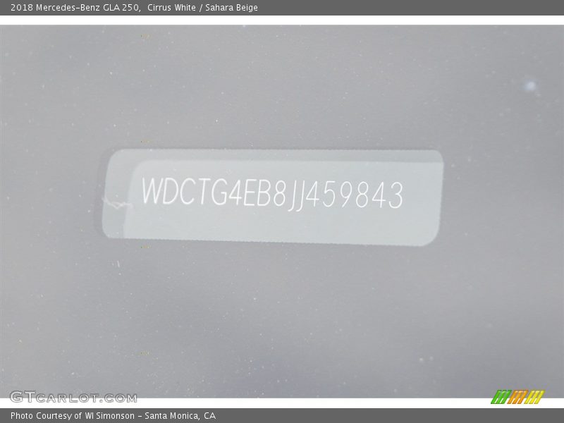 Cirrus White / Sahara Beige 2018 Mercedes-Benz GLA 250