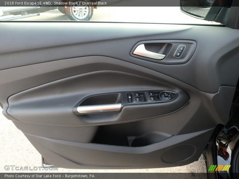 Shadow Black / Charcoal Black 2018 Ford Escape SE 4WD