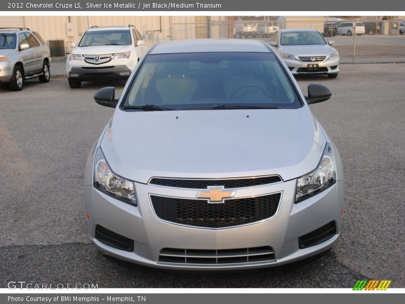 Silver Ice Metallic / Jet Black/Medium Titanium 2012 Chevrolet Cruze LS