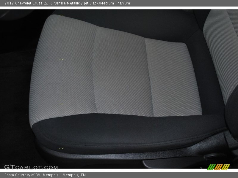 Silver Ice Metallic / Jet Black/Medium Titanium 2012 Chevrolet Cruze LS