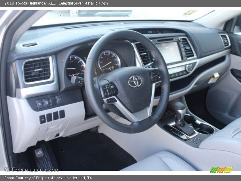 Celestial Silver Metallic / Ash 2018 Toyota Highlander XLE