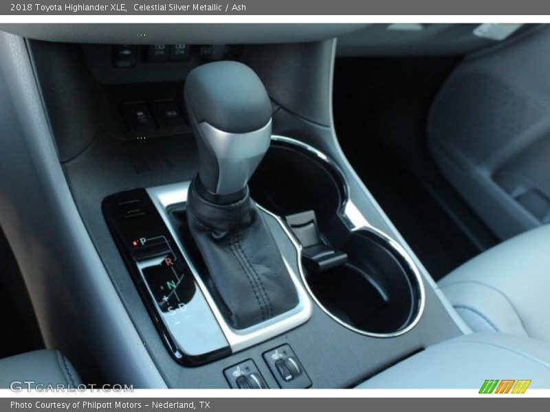 Celestial Silver Metallic / Ash 2018 Toyota Highlander XLE