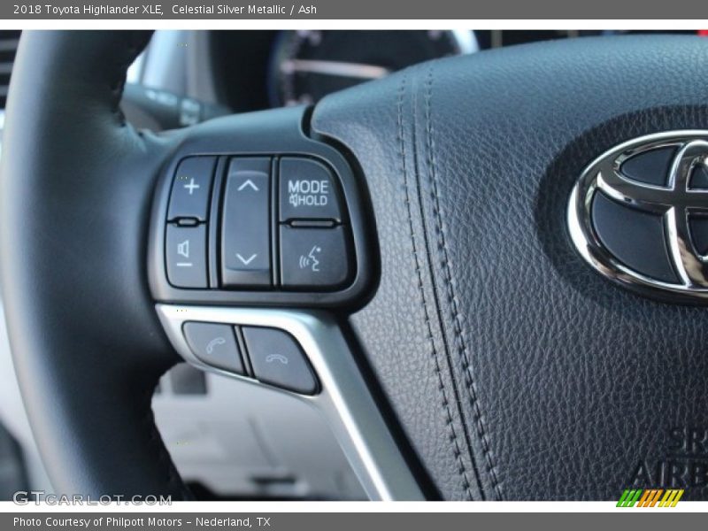 Celestial Silver Metallic / Ash 2018 Toyota Highlander XLE