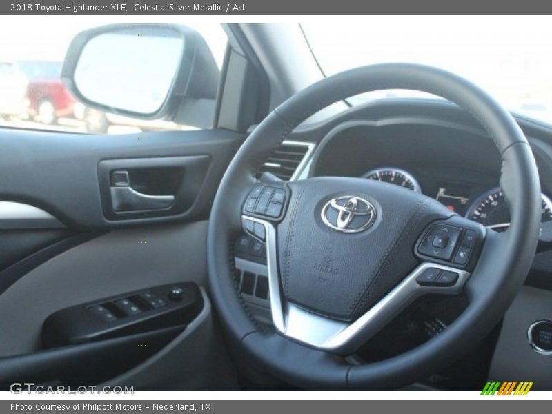 Celestial Silver Metallic / Ash 2018 Toyota Highlander XLE