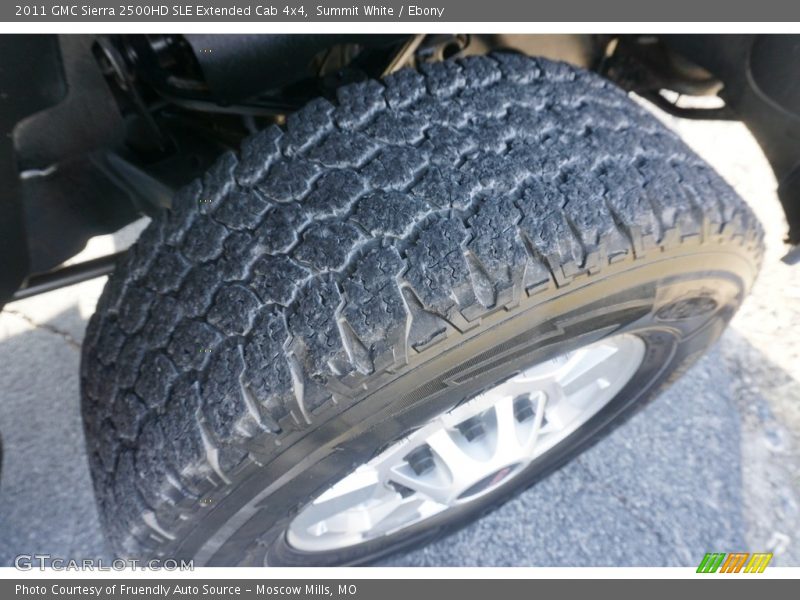 Summit White / Ebony 2011 GMC Sierra 2500HD SLE Extended Cab 4x4