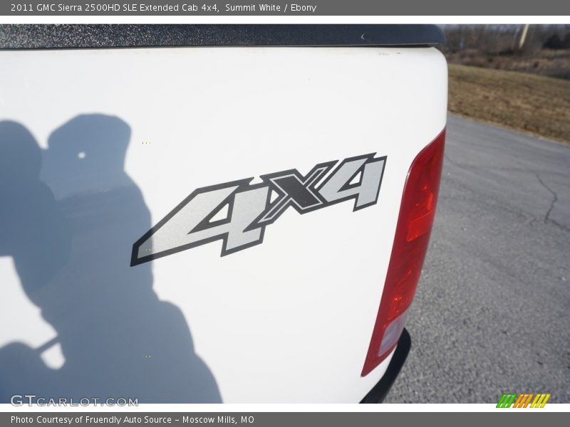 Summit White / Ebony 2011 GMC Sierra 2500HD SLE Extended Cab 4x4