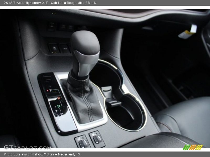 Ooh La La Rouge Mica / Black 2018 Toyota Highlander XLE