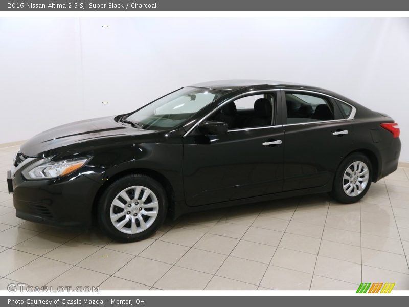 Super Black / Charcoal 2016 Nissan Altima 2.5 S