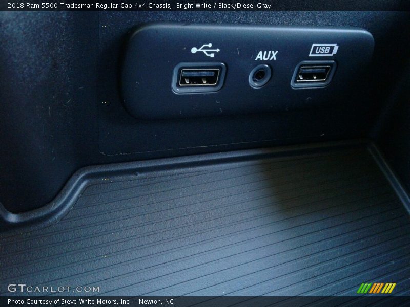 Bright White / Black/Diesel Gray 2018 Ram 5500 Tradesman Regular Cab 4x4 Chassis