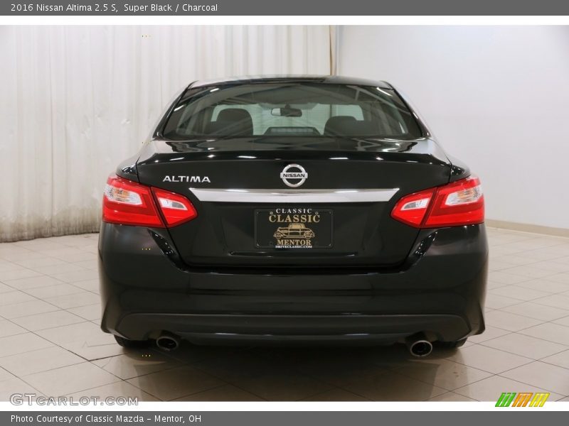 Super Black / Charcoal 2016 Nissan Altima 2.5 S