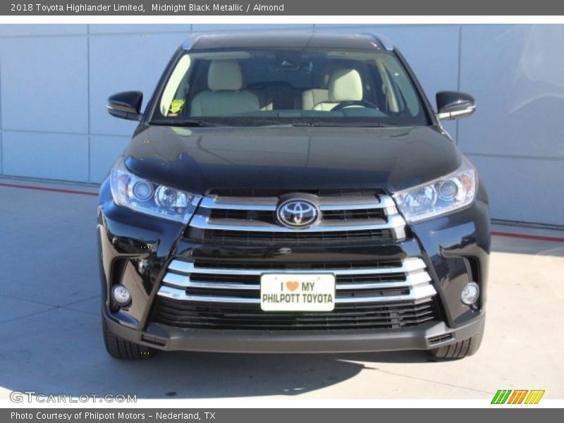 Midnight Black Metallic / Almond 2018 Toyota Highlander Limited