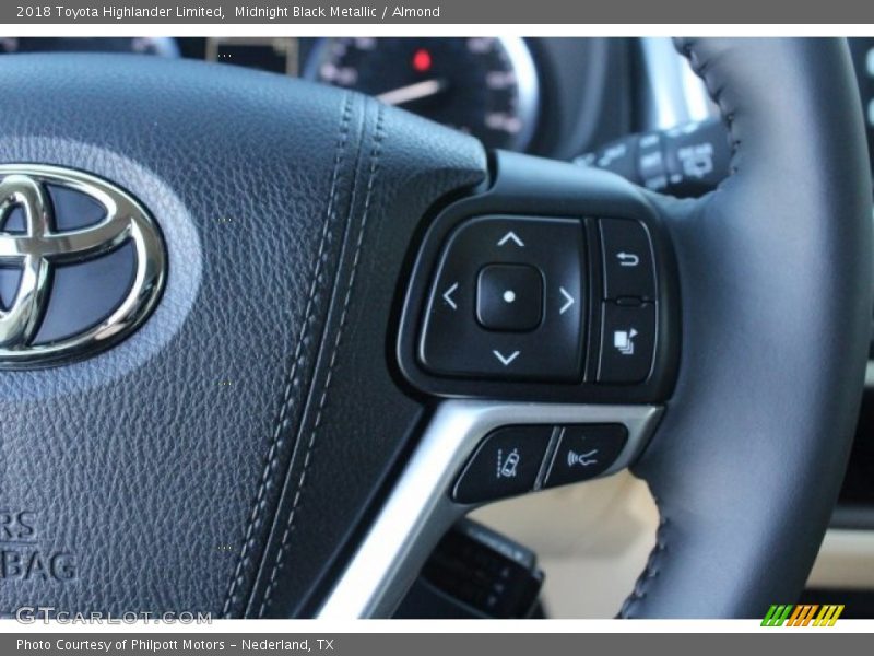 Midnight Black Metallic / Almond 2018 Toyota Highlander Limited