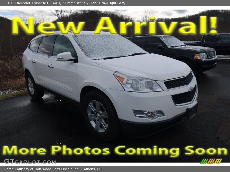 Summit White / Dark Gray/Light Gray 2010 Chevrolet Traverse LT AWD