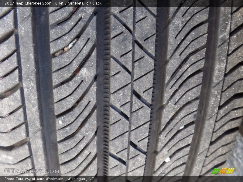 Billet Silver Metallic / Black 2017 Jeep Cherokee Sport