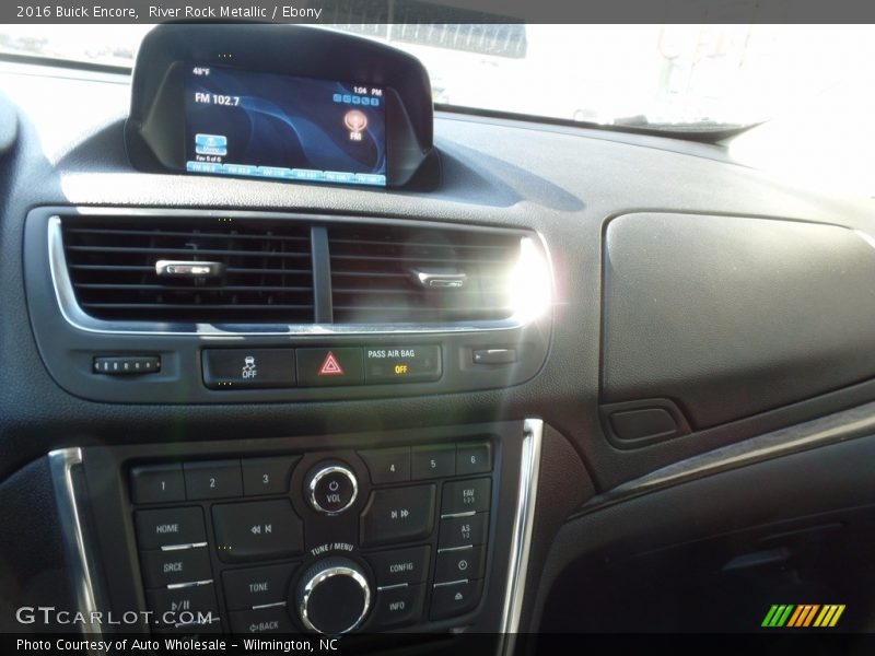 River Rock Metallic / Ebony 2016 Buick Encore