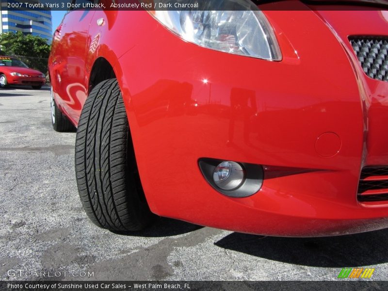 Absolutely Red / Dark Charcoal 2007 Toyota Yaris 3 Door Liftback