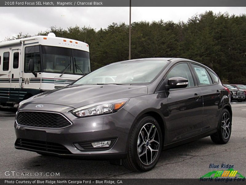 Magnetic / Charcoal Black 2018 Ford Focus SEL Hatch