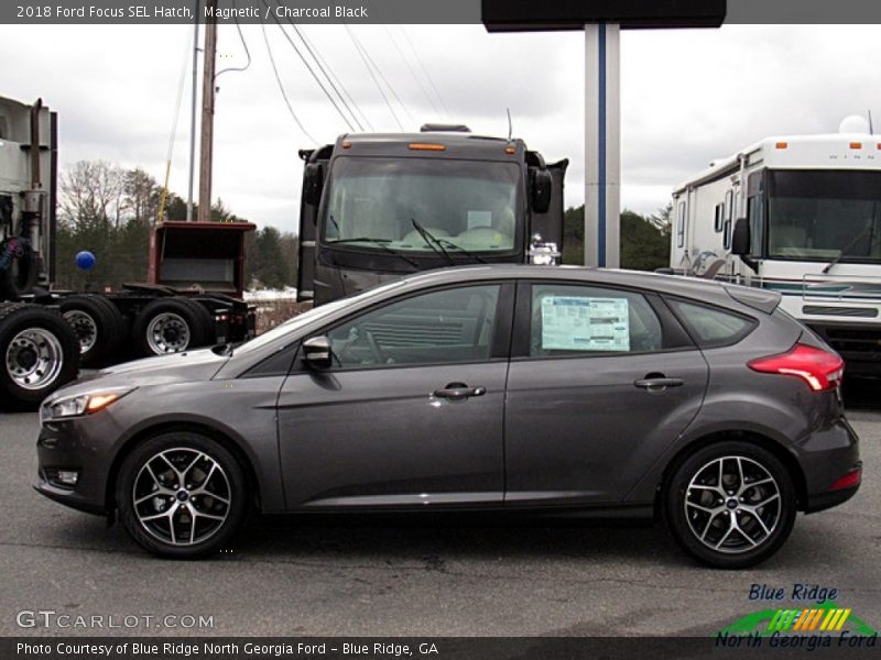 Magnetic / Charcoal Black 2018 Ford Focus SEL Hatch