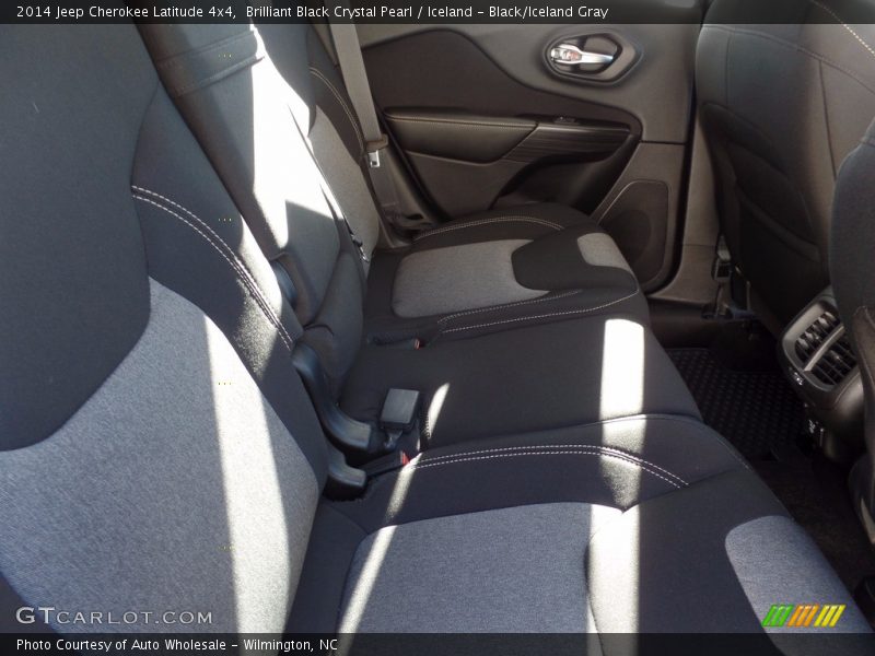Brilliant Black Crystal Pearl / Iceland - Black/Iceland Gray 2014 Jeep Cherokee Latitude 4x4