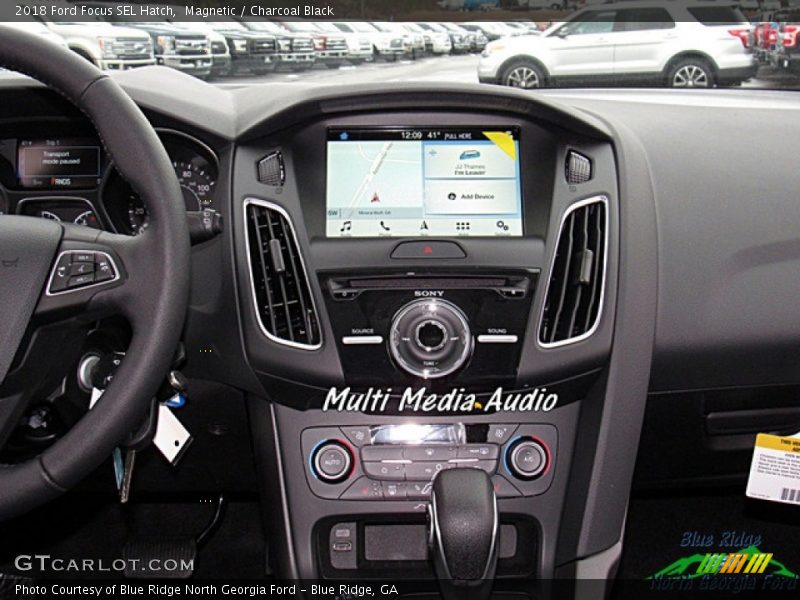 Magnetic / Charcoal Black 2018 Ford Focus SEL Hatch
