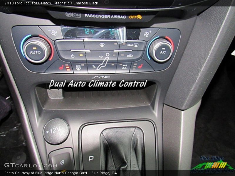 Magnetic / Charcoal Black 2018 Ford Focus SEL Hatch