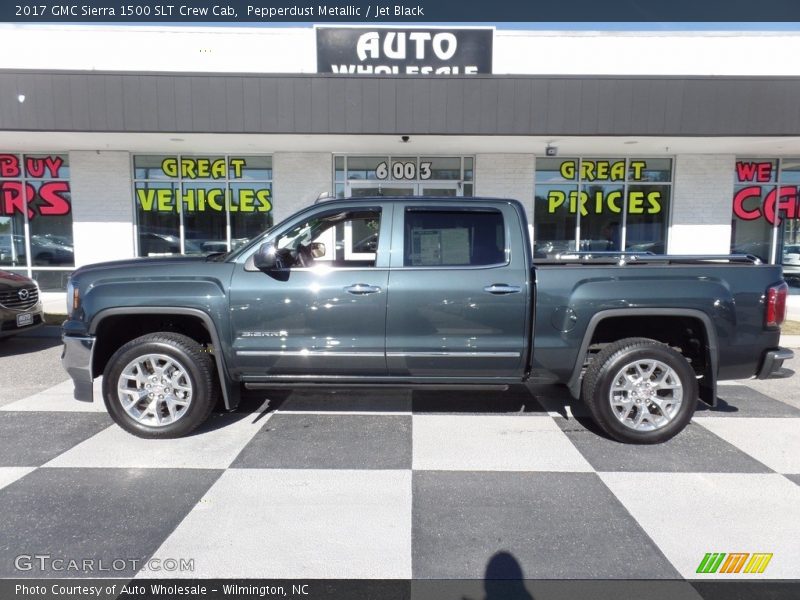 Pepperdust Metallic / Jet Black 2017 GMC Sierra 1500 SLT Crew Cab