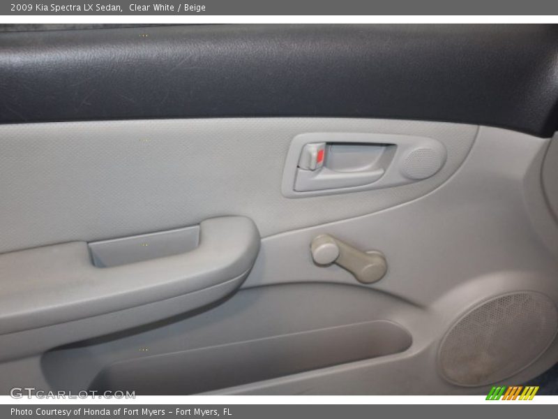 Clear White / Beige 2009 Kia Spectra LX Sedan