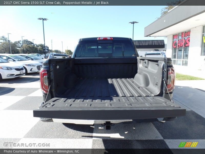 Pepperdust Metallic / Jet Black 2017 GMC Sierra 1500 SLT Crew Cab