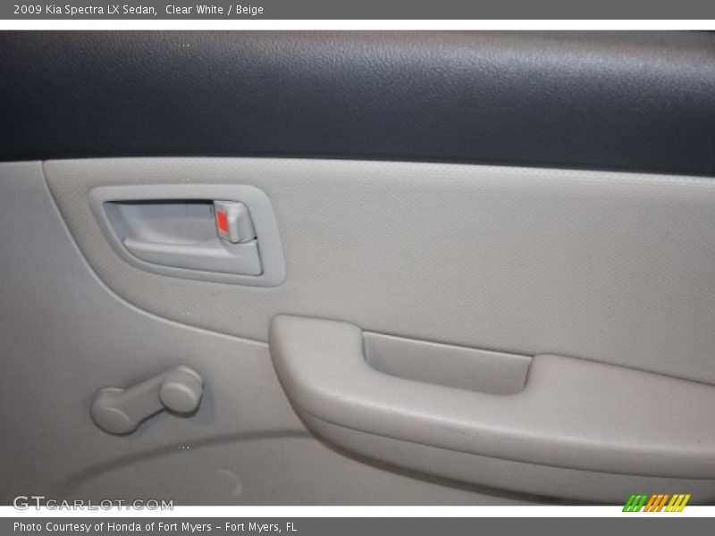Clear White / Beige 2009 Kia Spectra LX Sedan