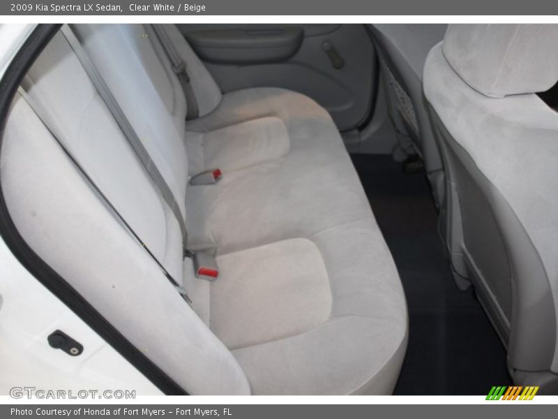 Clear White / Beige 2009 Kia Spectra LX Sedan